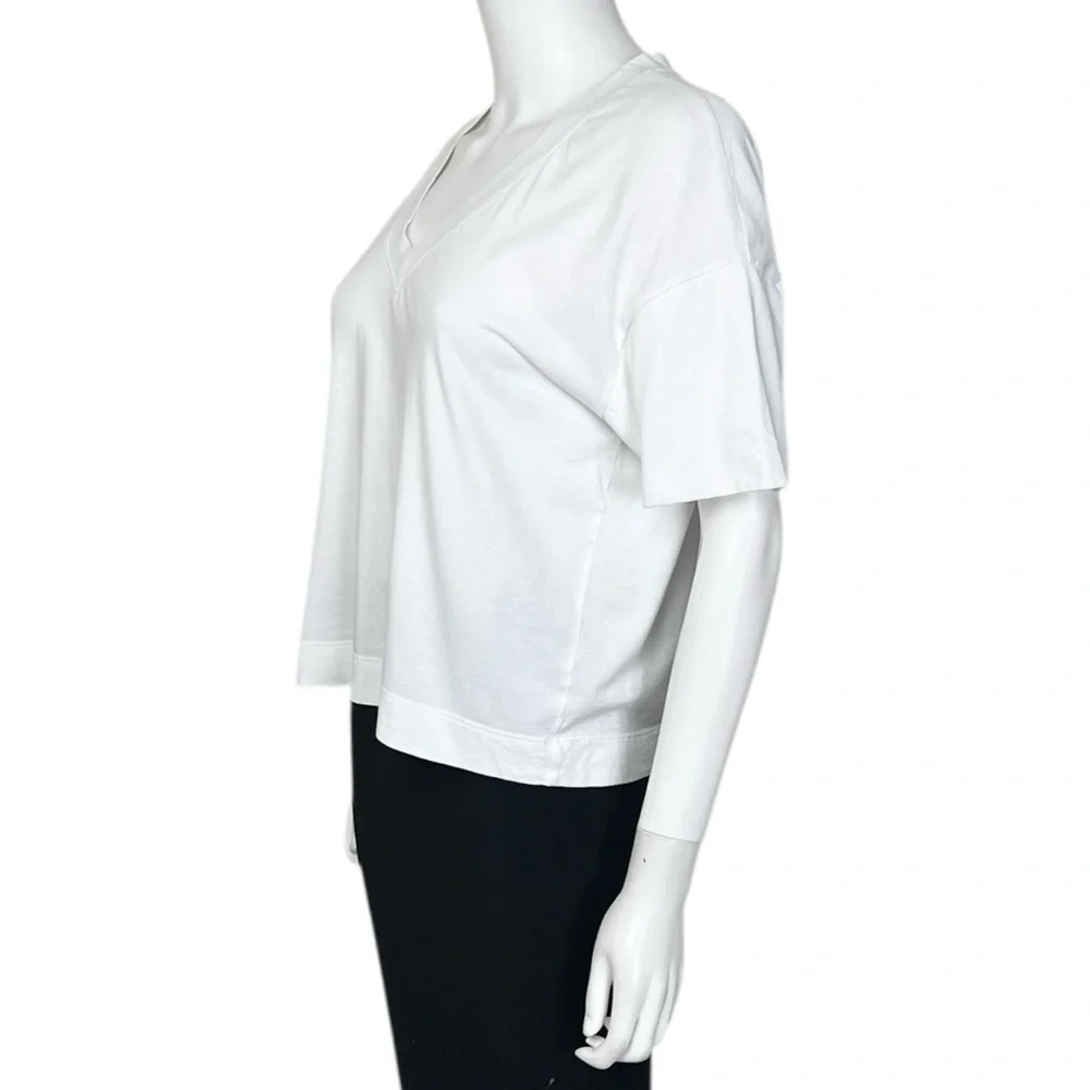 Everlane The Organic Cotton Slouchy V Neck in White - sz Small